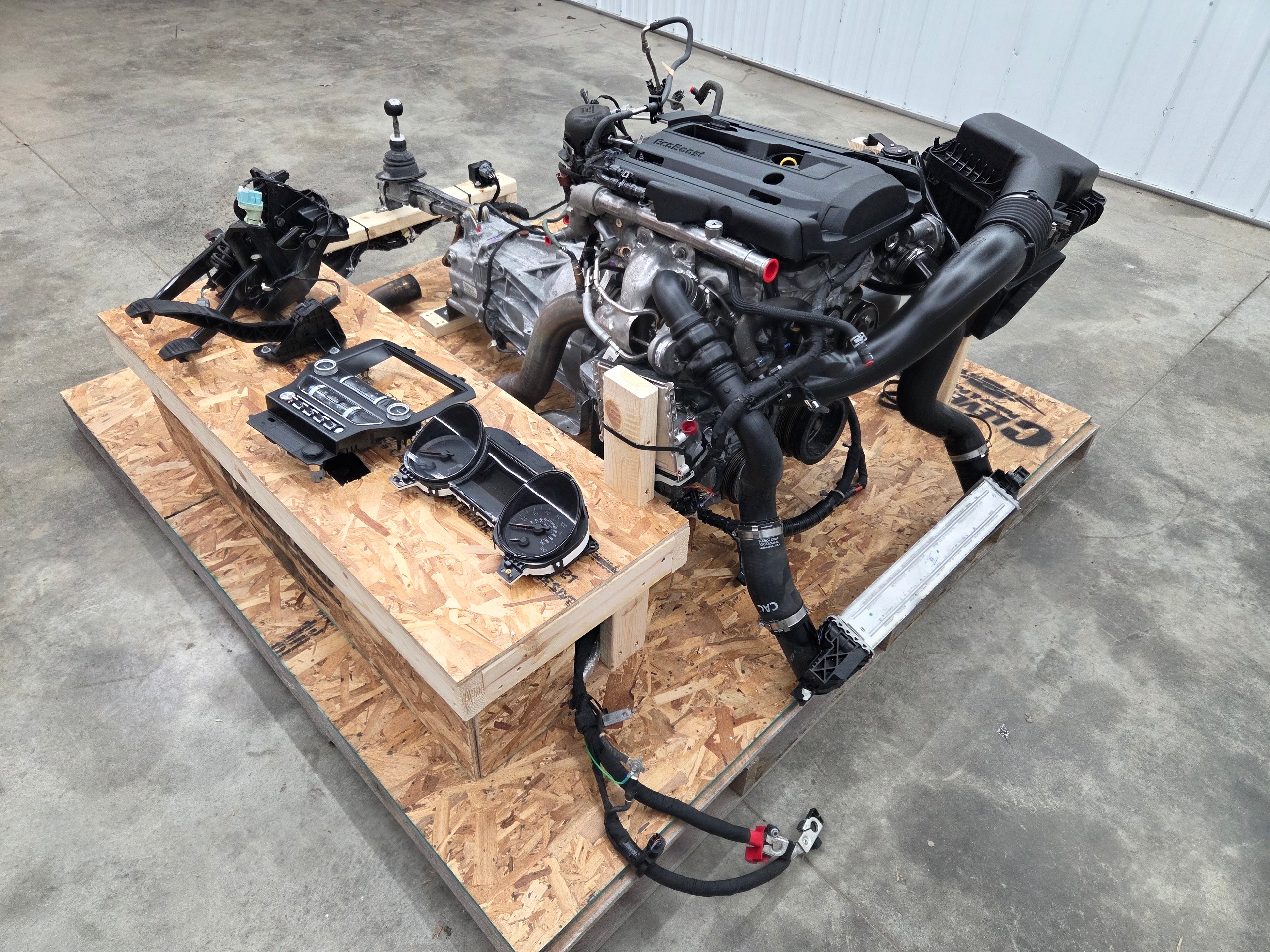 2022 Mustang Ecoboost High Performance 2.3L Turbocharged Engine & 6 Speed Manual Transmission 29K miles
