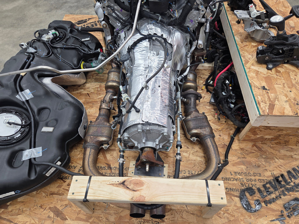 2020 Camaro SS 6.2L LT1 Engine 10 Speed Automatic Transmission Turn Key Pallet – 27K MILES