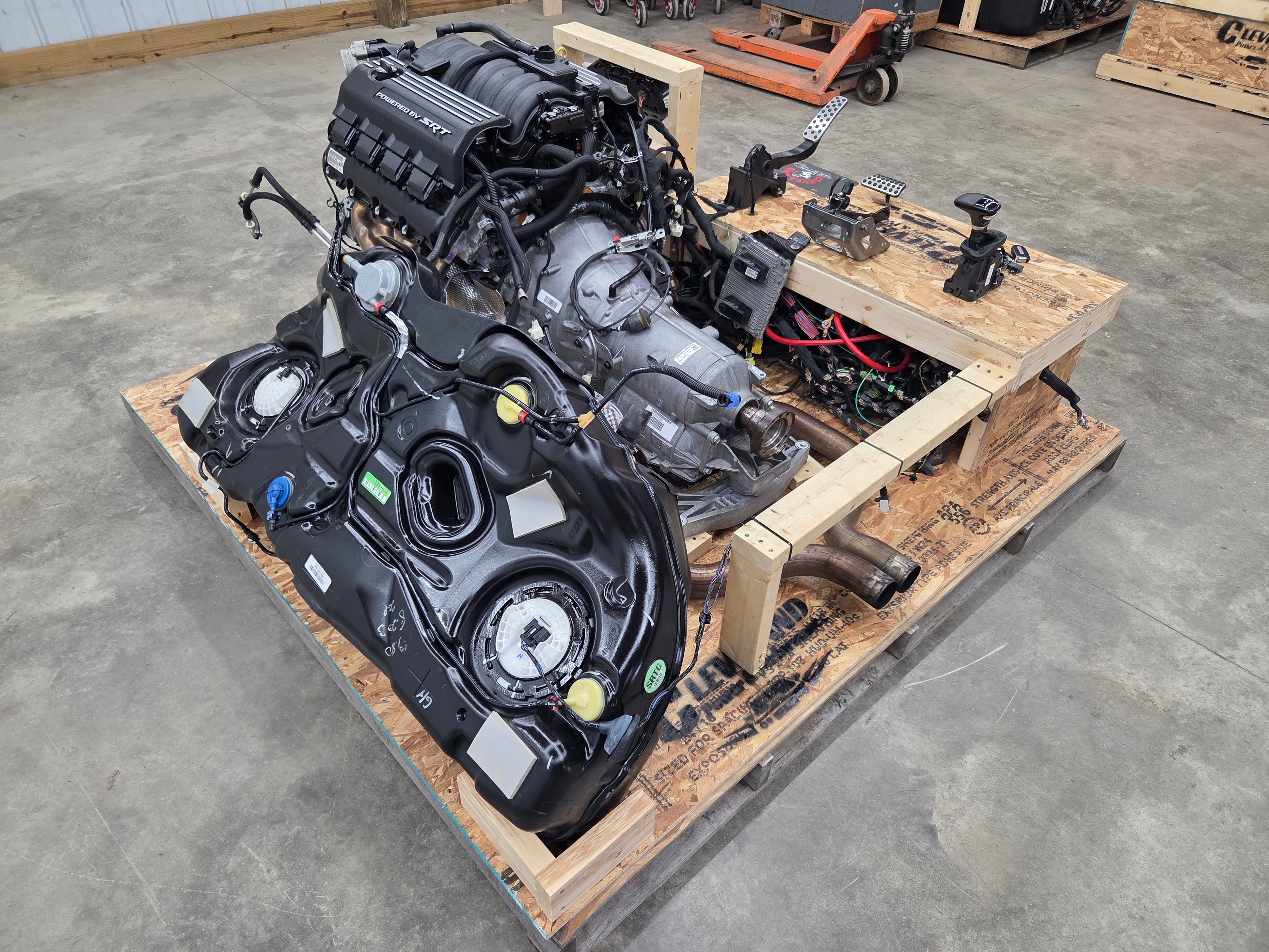 2016 Challenger Shaker 6.4L HEMI Engine & 8 Speed Automatic Transmission Turn Key 48K