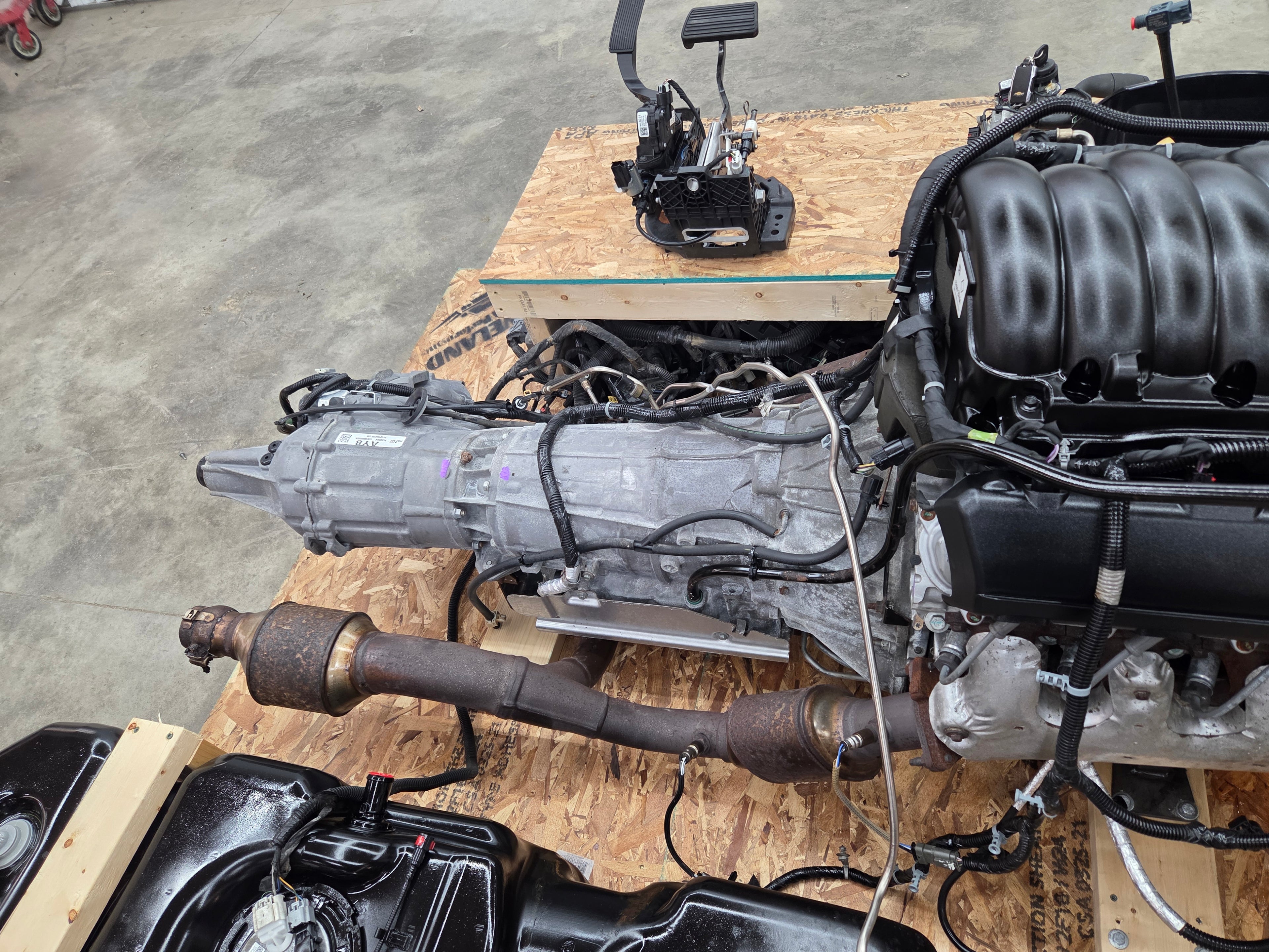 2018 Silverado 1500 5.3L L83 Engine & 6 Speed Automatic Transmission 4×4 Turn Key 62K MILES
