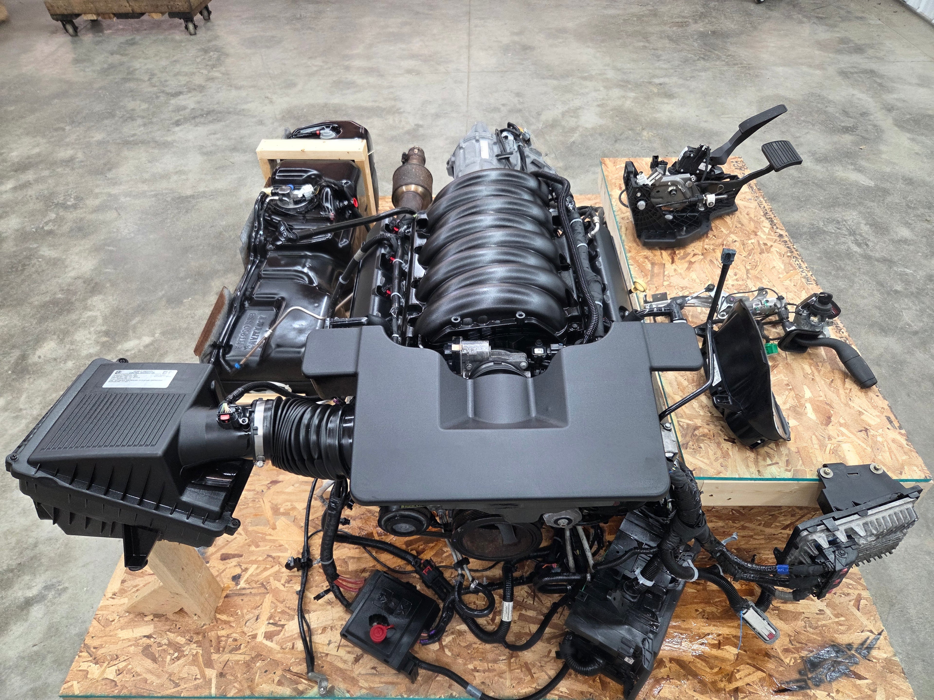 2018 Silverado 1500 5.3L L83 Engine & 6 Speed Automatic Transmission 4×4 Turn Key 62K MILES