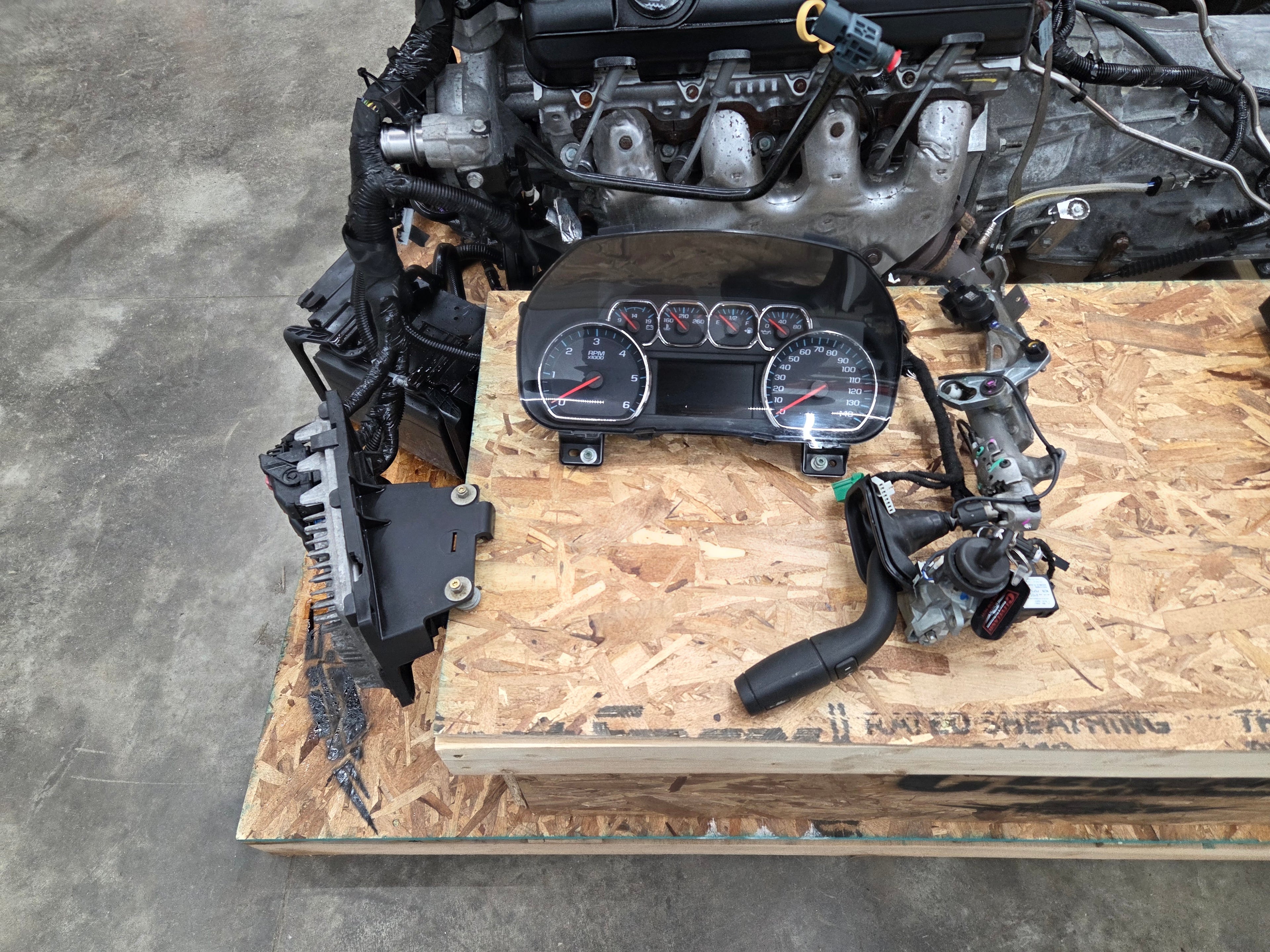 2018 Silverado 1500 5.3L L83 Engine & 6 Speed Automatic Transmission 4×4 Turn Key 62K MILES