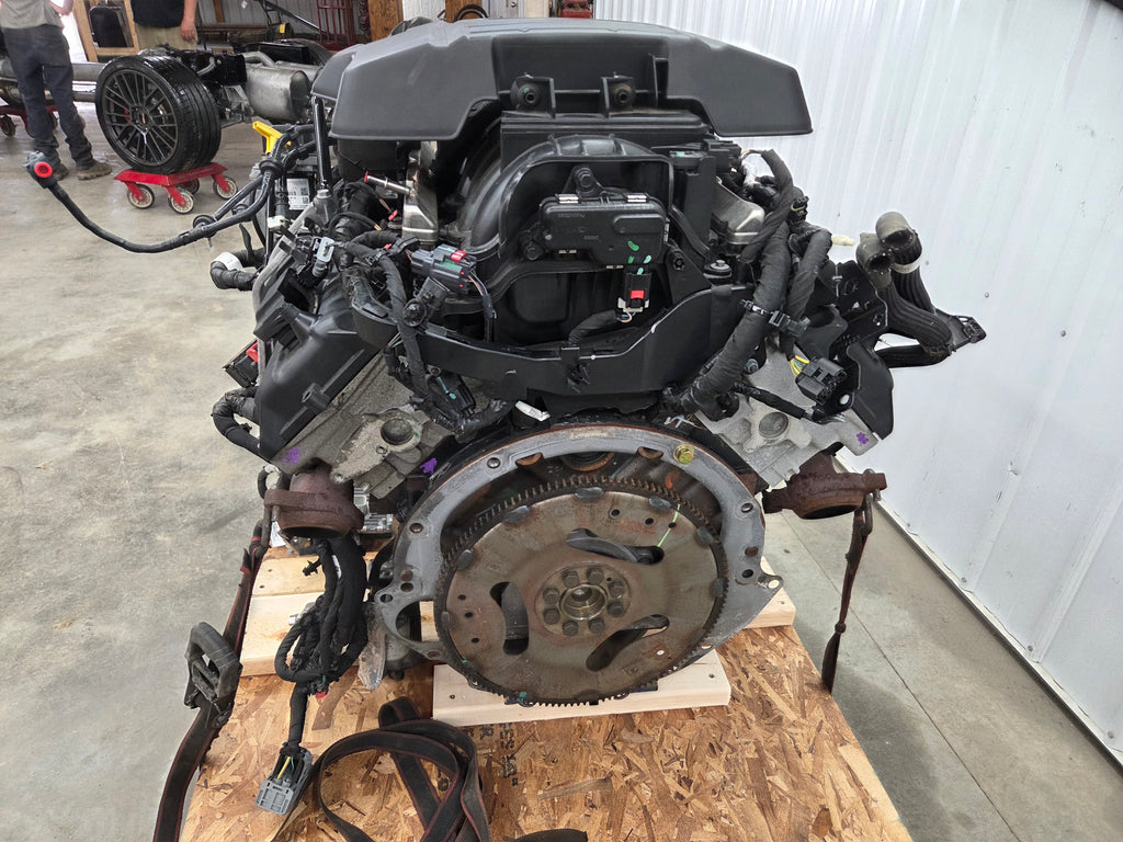 2020 Dodge Ram 1500 eTorque 5.7L HEMI Engine w/ ECU & Harness 39K