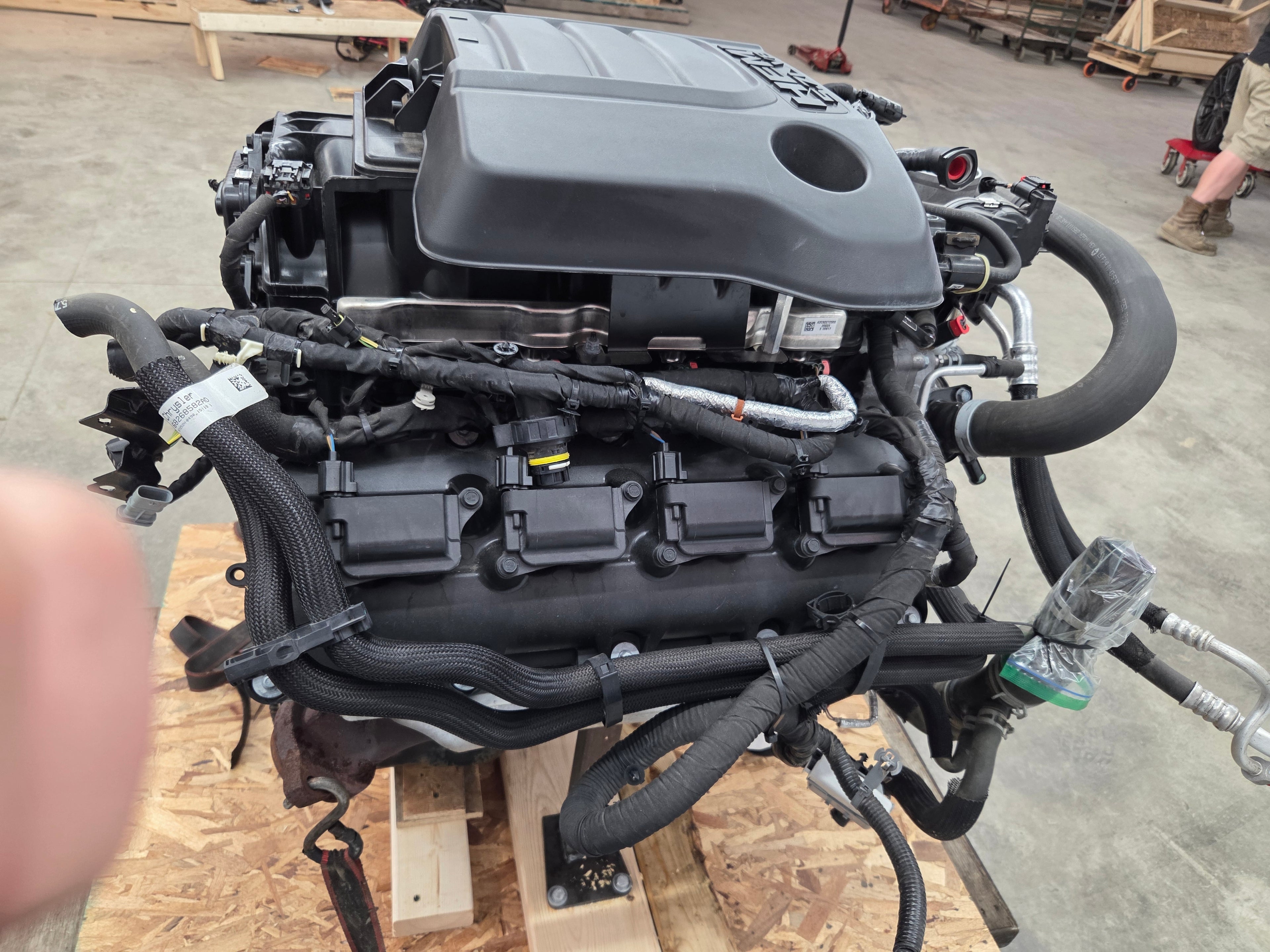 2020 Dodge Ram 1500 eTorque 5.7L HEMI Engine w/ ECU & Harness 39K