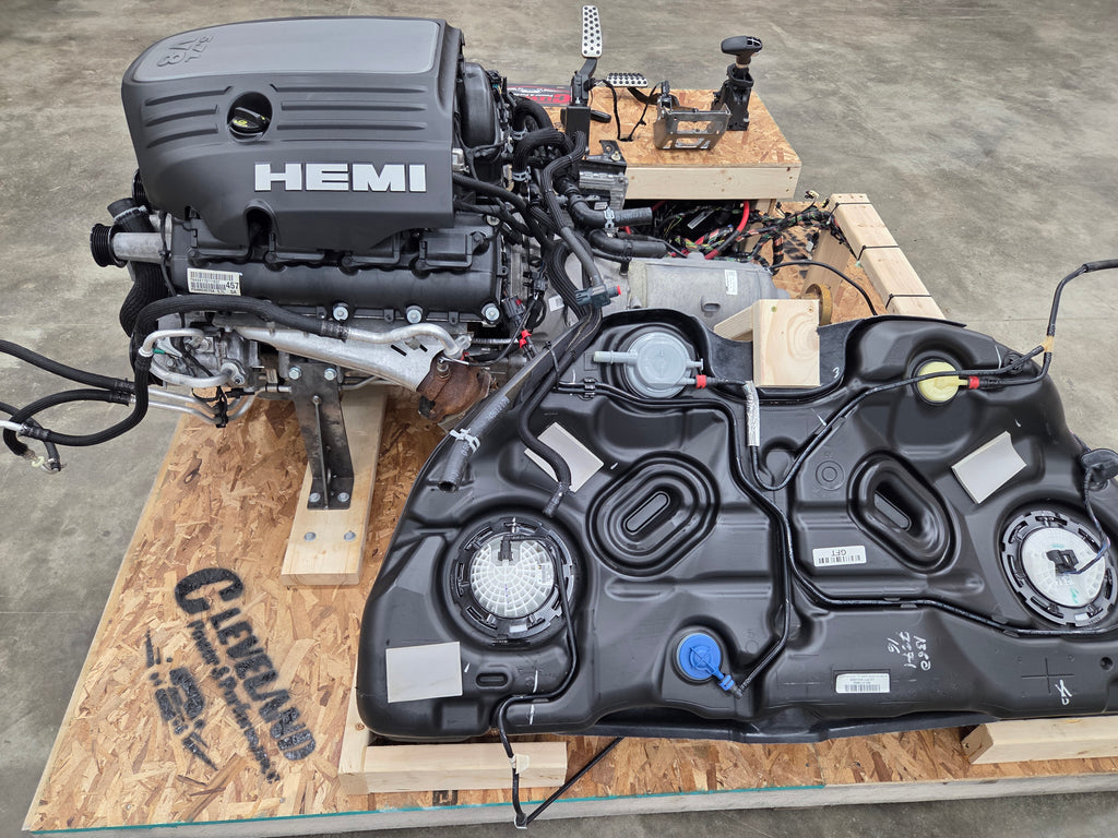 2018 Challenger R/T 5.7L HEMI Engine 8 Speed Automatic Transmission TURN KEY 26K