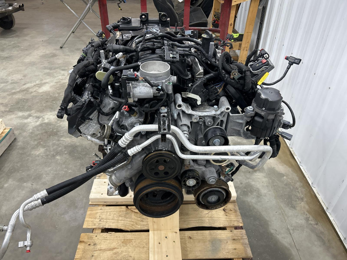 2023 Ram 1500 5.7L HEMI eTorque Engine with Harness & Computer 35K MILES