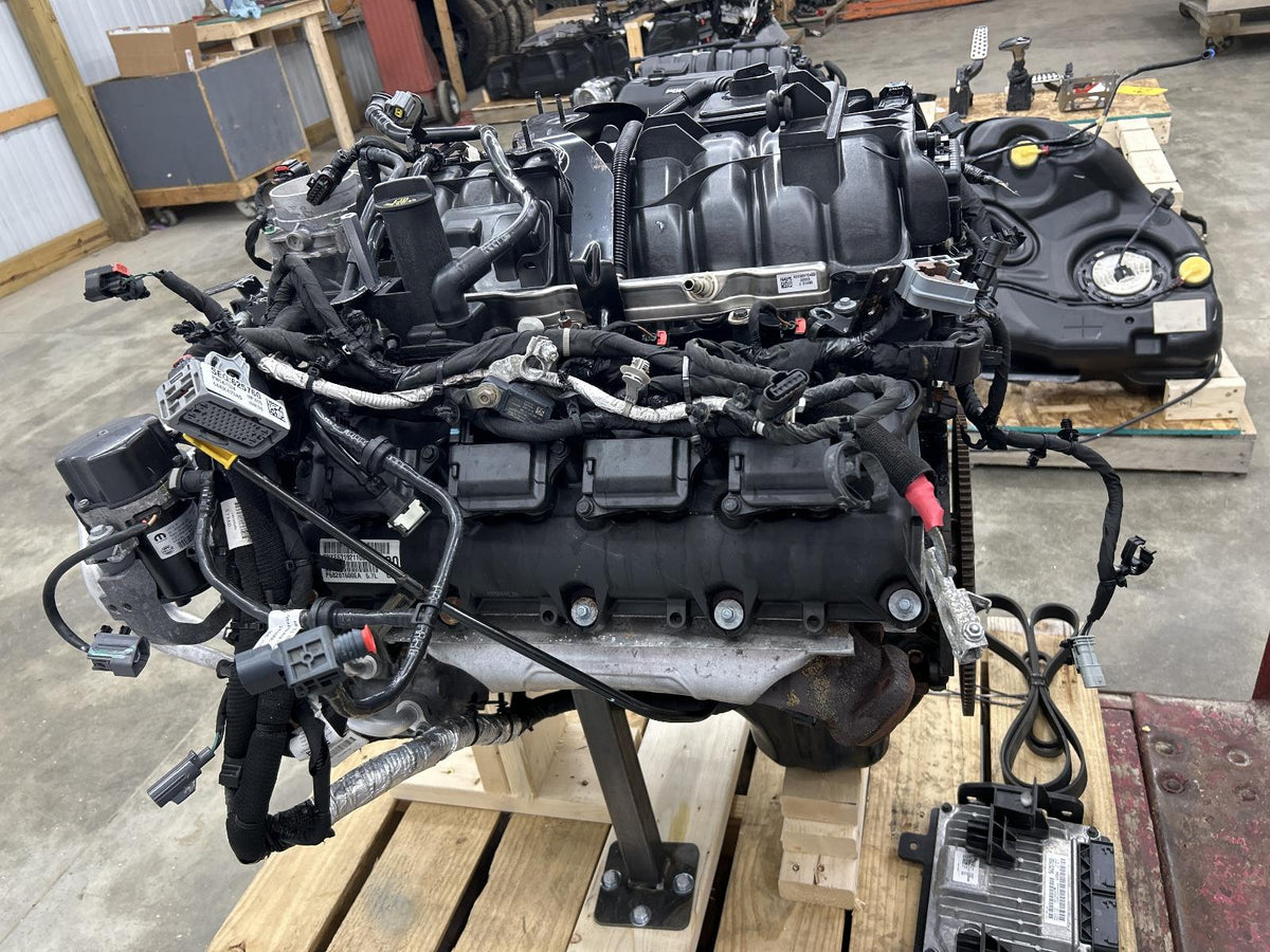 2023 Ram 1500 5.7L HEMI eTorque Engine with Harness & Computer 35K MILES