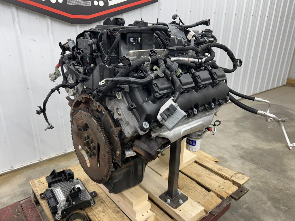 2023 Ram 1500 5.7L HEMI eTorque Engine with Harness & Computer 35K MILES